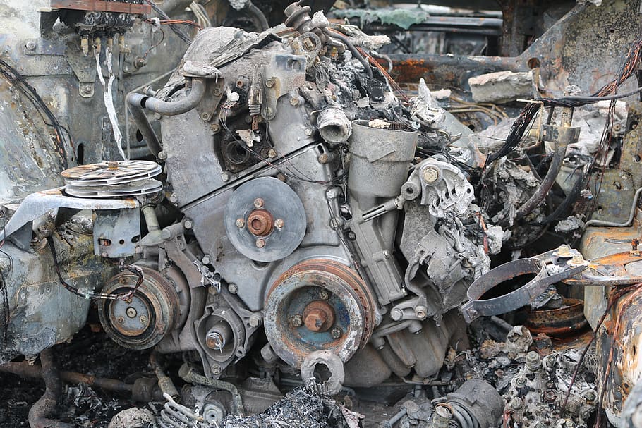 motor-scrap-old-rust-junkyard-machines