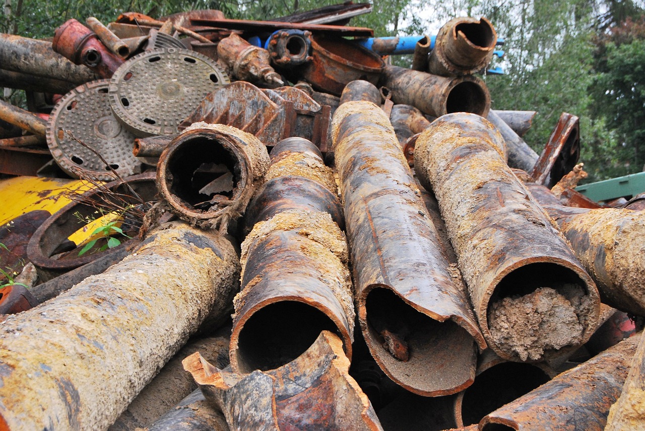 scrap-iron-72065_1280